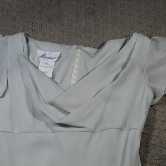 Michaelangelo Size 6 Mint Green Chiffon Full Length Dress - Picture 2 of 6